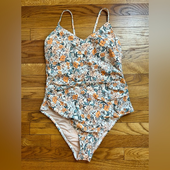 Cupshe Other - Cupshe Floral womens One Piece in Orange and Green
